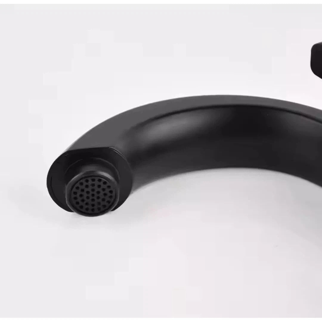 Torneira Ambiencci Cascata Preto Fosco para Banheiro e Lavabo