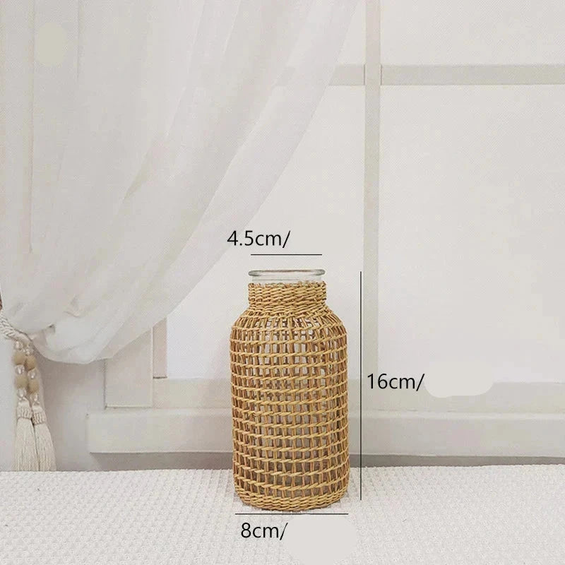 the measurements of a vase sitting on a bed